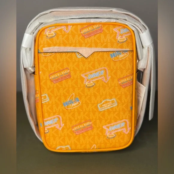 NWT Michael Kors Crossbody - Picture 3 of 6